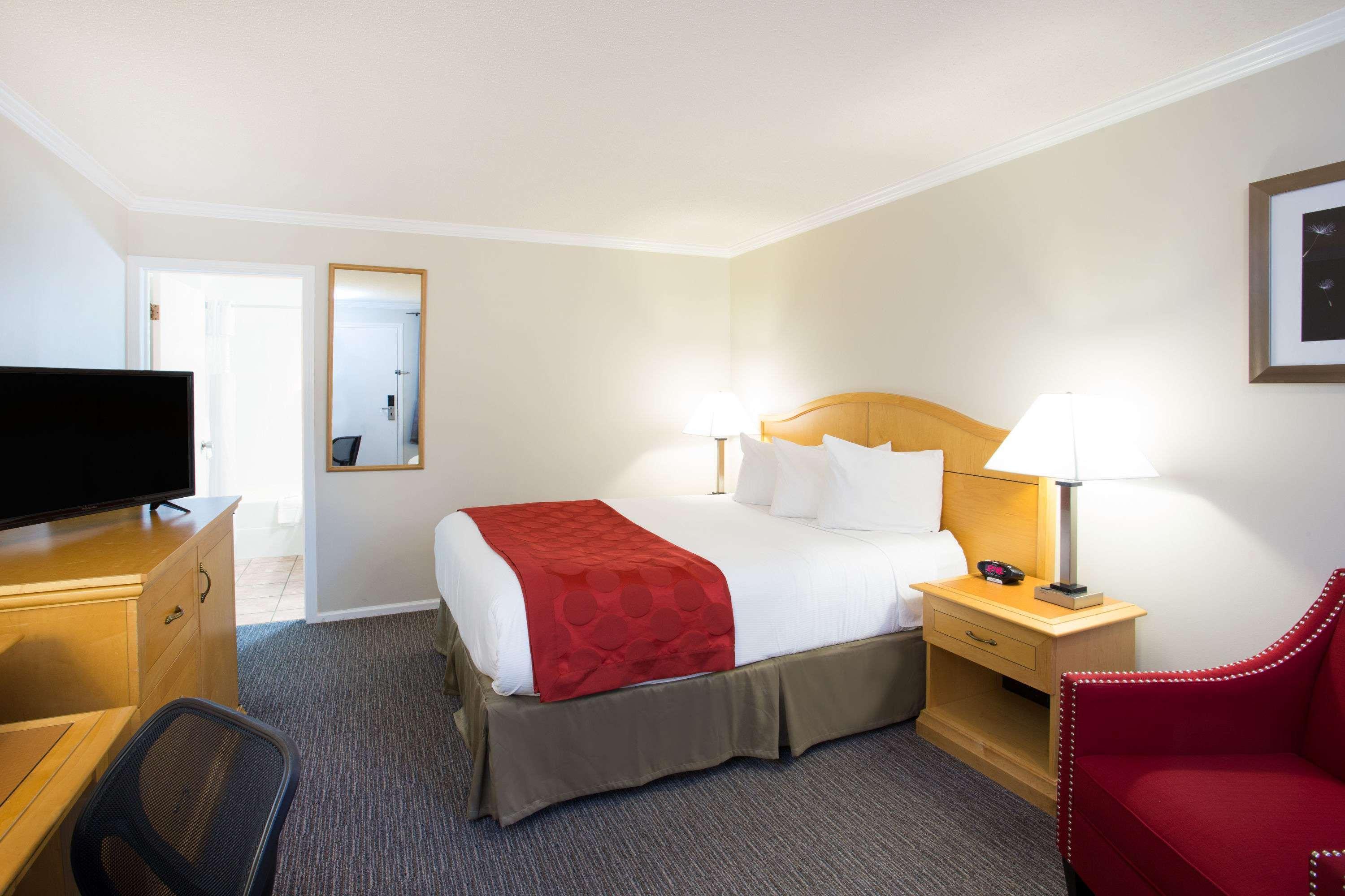 Ramada By Wyndham Duncan Cowichan Valley Dış mekan fotoğraf