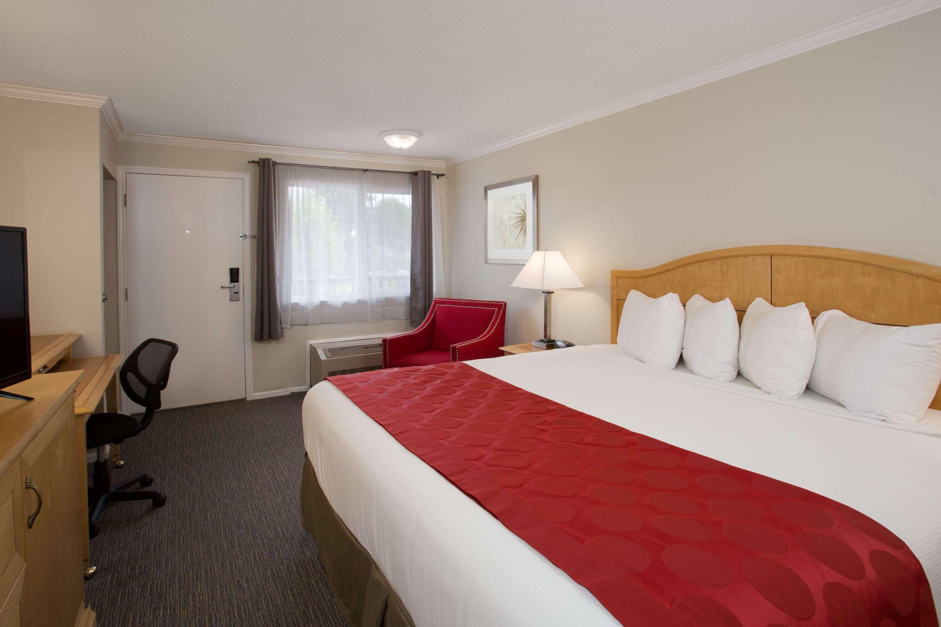 Ramada By Wyndham Duncan Cowichan Valley Dış mekan fotoğraf